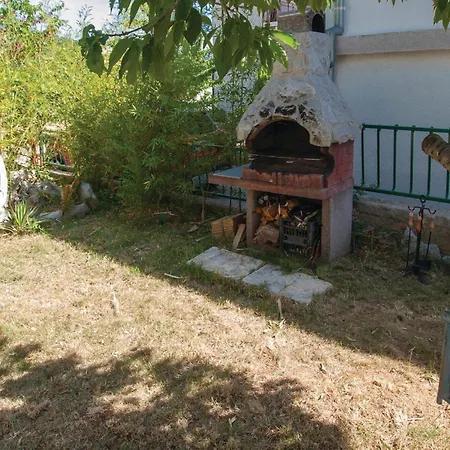 شقة Three-bedroom In *